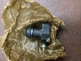 4251-541p Ap Clutch Slave Cylinder Saab 99 - 4251541p