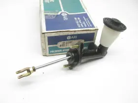 23-22307 Ari Clutch Master Cylinder For 1974-1976 Toyota Mark Ii