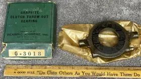G-3018 Bearing Jobbers G3018 Graphite Clutch Throw-out New Old Stock Nib