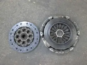 406.bm1a02 Bmw 325i 2002 Pressure Plate 349847 #2