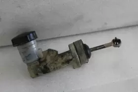 417.gm1z87 Chevrolet 1984 1985 1986 1987 1988 Corvette Clutch Master Cylinder