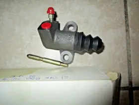 072-1183 Datsun 27-10502 210 B210 Clutch Slave Cylinder Nos 1974-1982 #072-1183