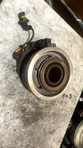 A0032502115 Detroit Diesel Central Slave Cylinder Clutch 008 Transmission