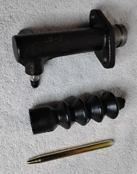 Cs37790 Dorman Clutch Slave Cylinder Compatible With Select Chevrolet /gmc Model
