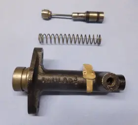 Vbm4126 Dunlop Clutch Master Cylinder