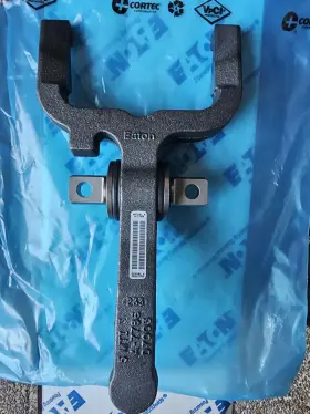 Fula7786 Eaton Fuller Clutch Release Fork - A7786