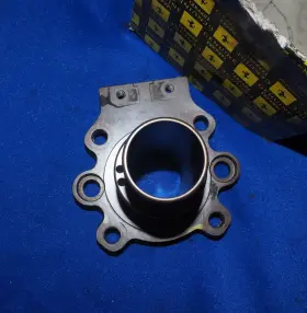 000207539 Ferrari 2000-2010 360 And F430 Clutch Release Bearing Mounting Support Flange Oem #2