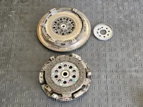 Jr3p-7b546-ac Ford 21-23 Mustang 5.0 Mach 1 Cluth And Flywheel Kit 4k Miles Oem