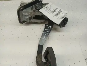 418.flhc16 Freightliner Cascadia Clutch Pedal And Slave Cylinder 12826230