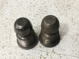 3729000 General Motors Lot Of 2 Used 1955-1965 1976-1981 Corvette 4spd Clutch Fork Ball Studs #3