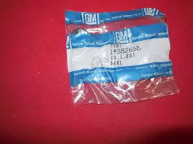 382658 Gm Nos 1962 - 81 Corvette Camaro Nova Chevelle El Camino Imp Z-bar Engine Stud Seal #2