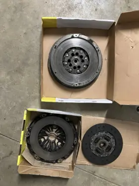 019-250-95-01 Luk 2008-2011 Mercedes-benz C300 3.0l Clutch Pressure Plate Flywheel