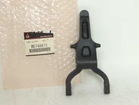 Md749671 Mitsubishi New Oem Genuine Manual Clutch Fork 2000-2005 Eclipse 3.0l