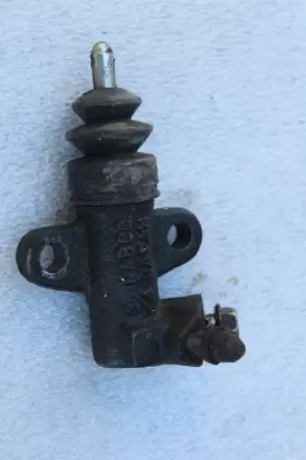 418-56252a Nissan 1990 300zx Clutch Slave Cylinder