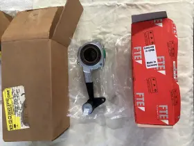 22602575 Oem 22602675 Nos Gm Slave Cylinder 2000-2007