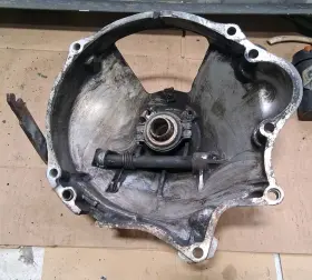477521111 Porsche 924 2.0l 944 Clutch Bell Housing