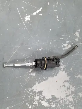 992721477 Porsche 2022 911 Gt3 992 Clutch Slave Cylinder / Line #0537 M2