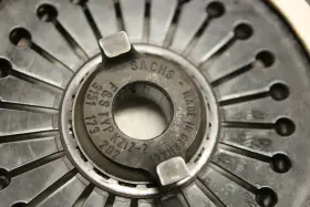 964.116.028.03 Sachs 964.116.027.03 1989-1998 Porsche 911 964 993 Clutch Assembly With Pressure Plate #3