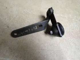 1547226 Studebaker Used Clutch Operating Shaft Support Bracket 1959 1960 Lark V8