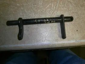 531988 Studebaker Used Clutch Operating Shaft And Lever 1953 Commander C/k