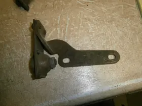 1547737 Studebaker 535332 Nos Clutch Operating Shaft Support Bracket 1959 1960 Lark 6
