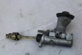 31410-17120 Toyota 2000 Mr2 Spyder Clutch Master Cylinder #2