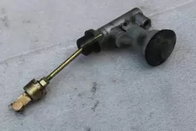 31410-17120 Toyota 2000 Mr2 Spyder Clutch Master Cylinder