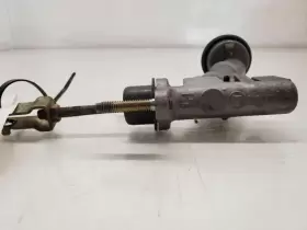 31454-16010 Toyota Tercel Clutch Master Cylinder 91-99 1.5l 4cyl 5speed Fwd 31454-1601 #2