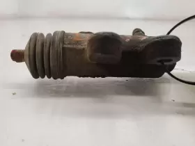 31470-30260 Toyota Pickup Clutch Master Cylinder 1989-1995 2.4l-4cyl 22re #2