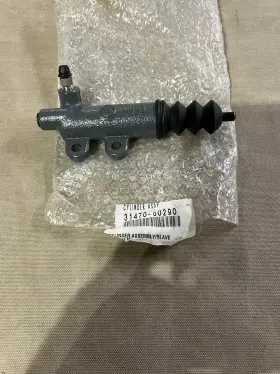 31470-60290 Toyota 99-01 Land Cruiser Clutch Release Cylinder Oem New