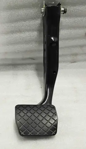 1468559 Volkswagen 2011-2016 Jetta Brake Stop Pedal Assembly