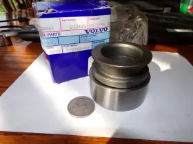 419496 Volvo 672122 Nos Genuine Oe Volvo#672122 381250 Clutch Release Bearing 140 160 240 260