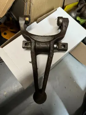 1328368033 Zf Clutch Release Fork
