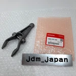 Honda 22820-PCY-000 S2000 AP1,AP2 1999-2009 F20C1,C2 Fork,clutch Release Genuine. Fixed Price $101.42.