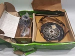 Valeo 52254015 Clutch Kit For Nissan Versa 1.8L Sentra 2.0 Missing Part Open Box. Fixed Price $158.00.