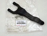31204-60090 Toyota Land Cruiser 4RUNNER Hilux Hiace Clutch Release Fork New Oem. Fixed Price $100.98.