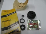 Jaguar E-type Series 2,3 Clutch Master Cylinder Kit Nos Girling SP2616-2, 8552. Fixed Price $33.94.