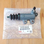Toyota Genuine Clutch Slave Cylinder Altezza SXE10 Lexus IS200 IS300 31470-30230. Fixed Price $109.80.